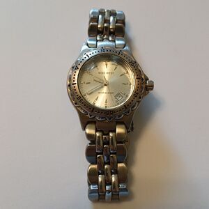 Nine West Women's Silver Tone Date Indicator Watch WR 165FT 9W/1306
